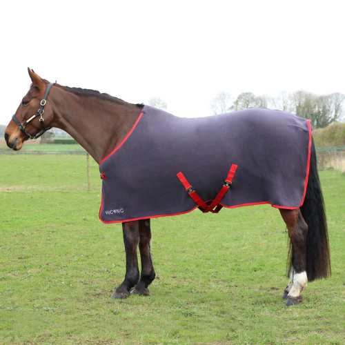 HYCONIC Fleece Rug - Charcoal/Red - 4'6"